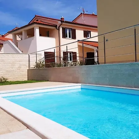 Holiday home In Mit Privatem Pool *